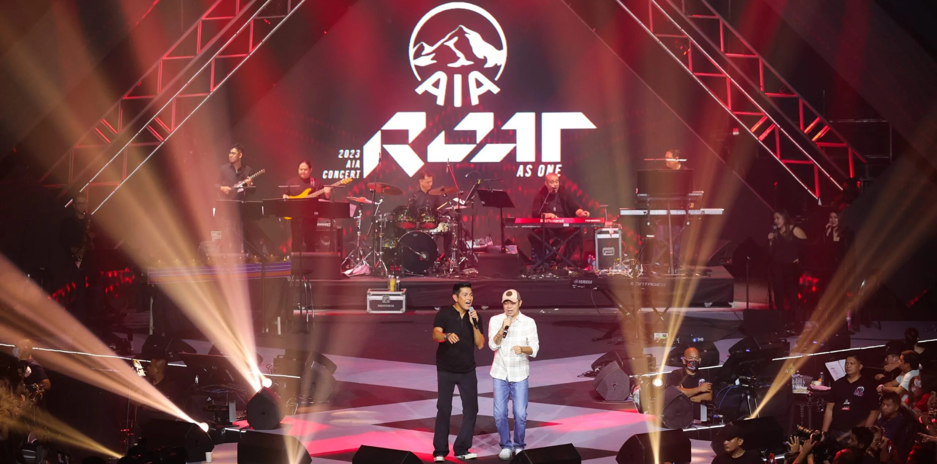 AIA "ROAR AS ONE"